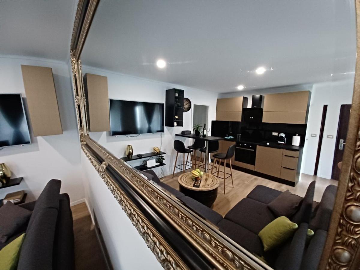 Appartement In The Centar Of Rijeka Extérieur photo