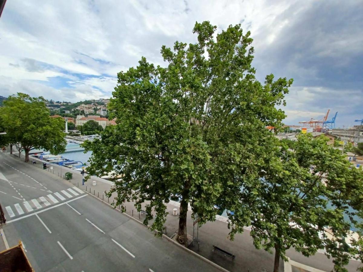 Appartement In The Centar Of Rijeka Extérieur photo